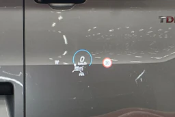 punainen Mercedes-Benz E 2022 kuva 9.