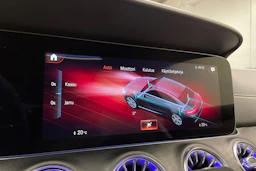 punainen Mercedes-Benz E 2022 kuva 21.