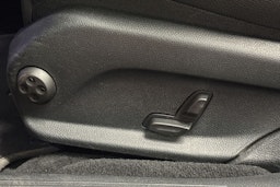 musta Mercedes-Benz E 2022 kuva 11.