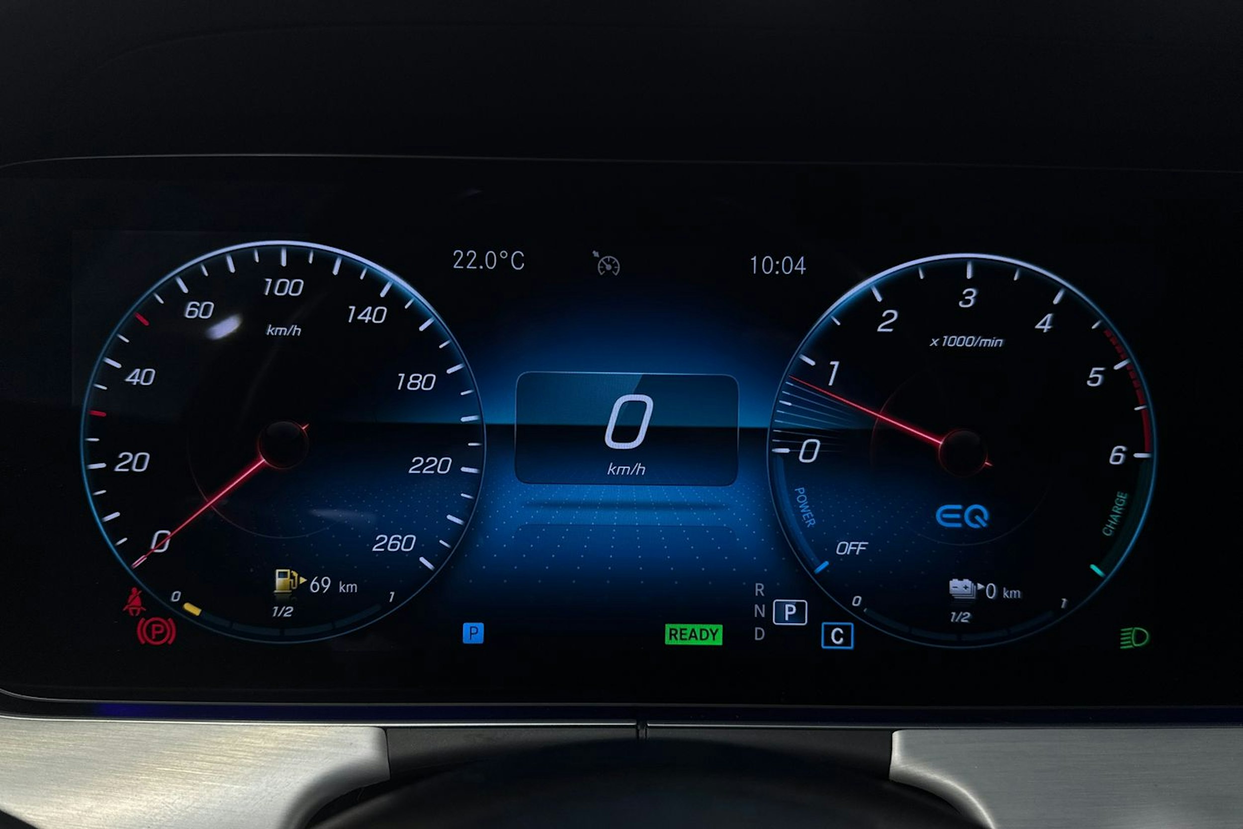musta Mercedes-Benz E 2022 kuva 17.