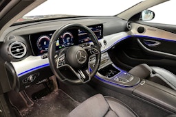 harmaa Mercedes-Benz E 2022 kuva 3.