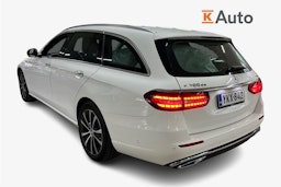 Valkoinen Mercedes-Benz E 2022 kuva 2.