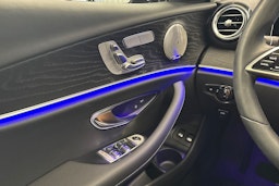 harmaa Mercedes-Benz E 2023 kuva 13.