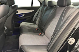 Musta Mercedes-Benz E 2023 kuva 8.