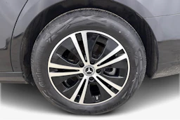 Musta Mercedes-Benz E 2023 kuva 9.