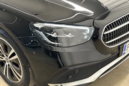 Musta Mercedes-Benz E 2023 kuva 17.