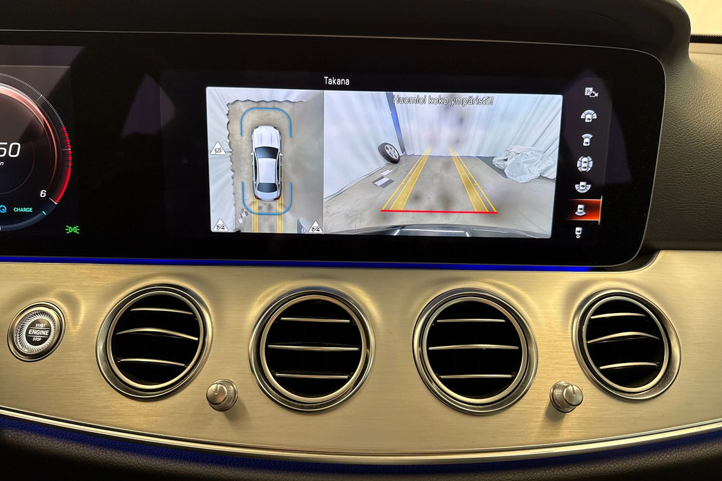 Musta Mercedes-Benz E 2023 kuva 26.