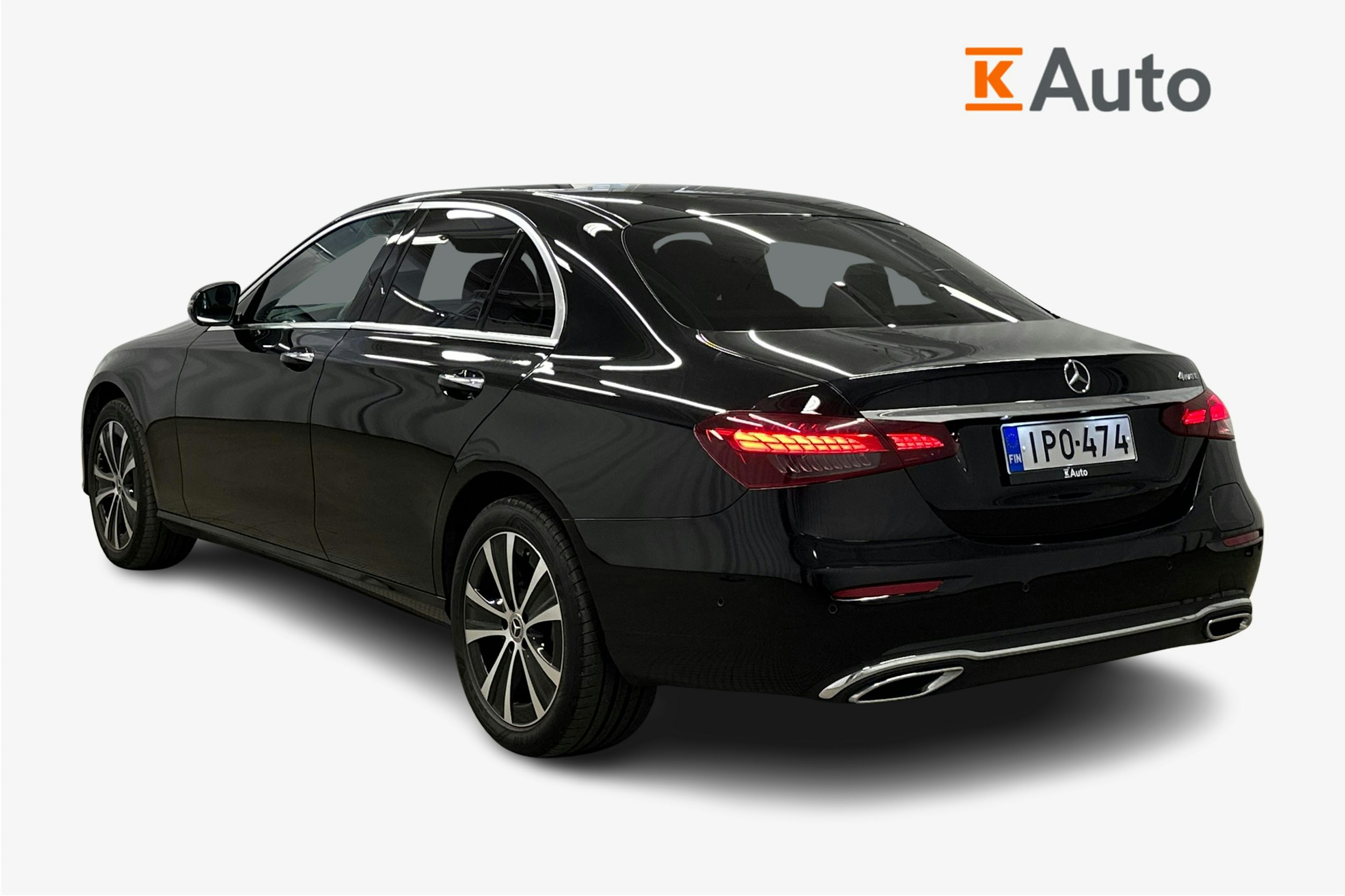 musta Mercedes-Benz E 2023 kuva 2.