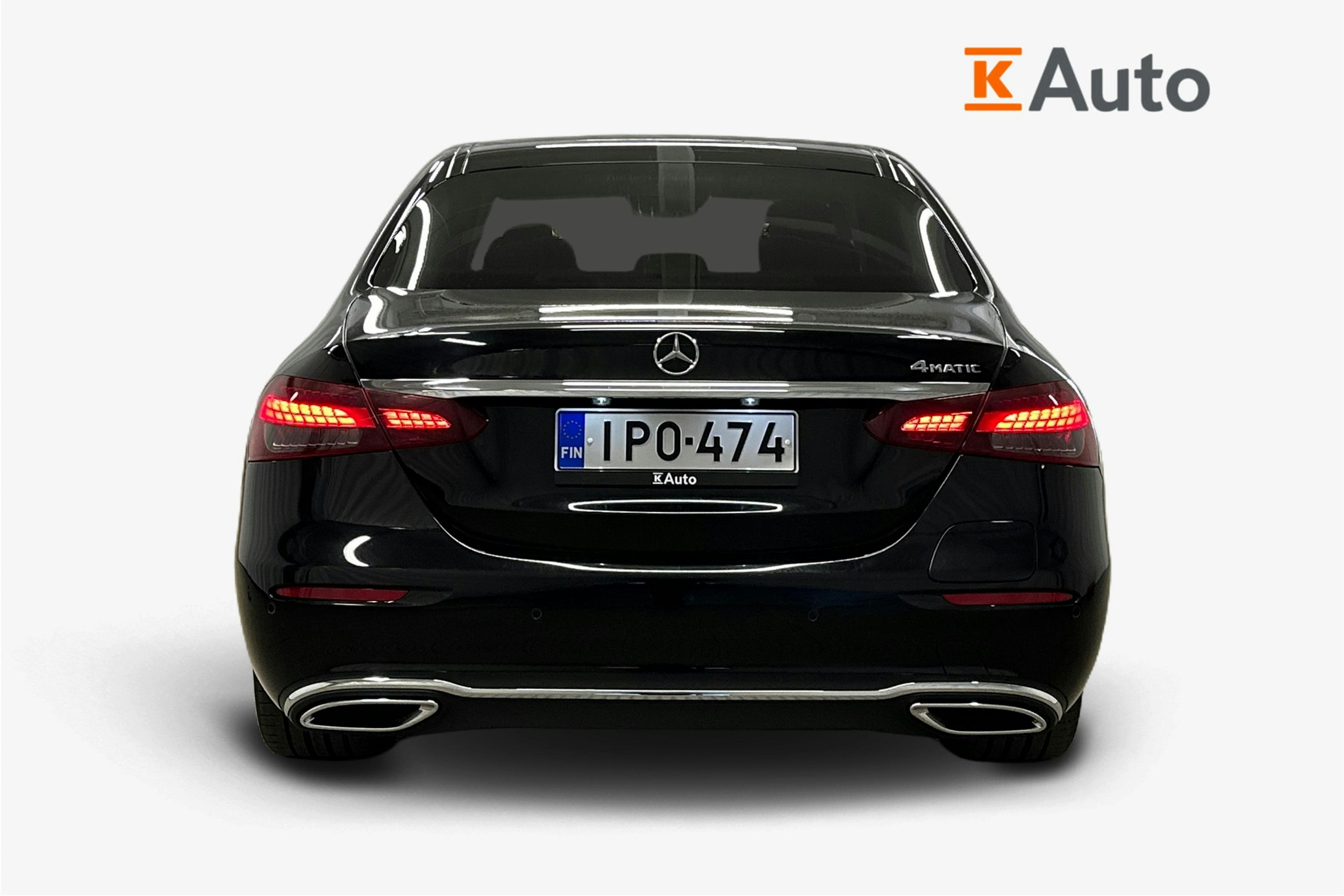musta Mercedes-Benz E 2023 kuva 3.
