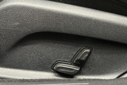 musta Mercedes-Benz E 2023 kuva 16.