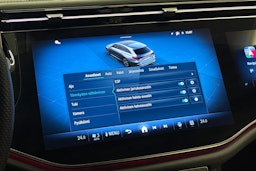 sininen Mercedes-Benz E 2024 kuva 21.