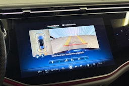 sininen Mercedes-Benz E 2024 kuva 22.