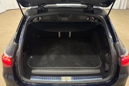 sininen Mercedes-Benz E 2024 kuva 30.