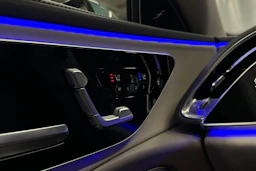met. hopea Mercedes-Benz E 2024 kuva 24.