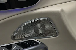 met. hopea Mercedes-Benz E 2024 kuva 26.
