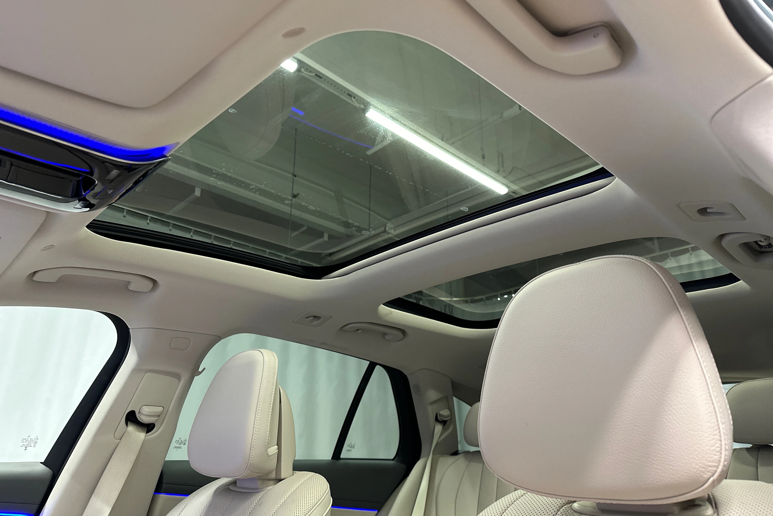 met. hopea Mercedes-Benz E 2024 kuva 28.