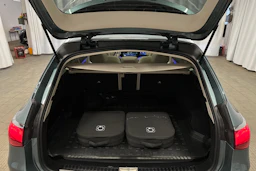 met. hopea Mercedes-Benz E 2024 kuva 29.