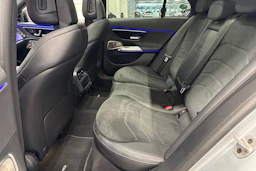 harmaa Mercedes-Benz E 2024 kuva 17.