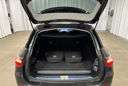 harmaa Mercedes-Benz E 2025 kuva 22.
