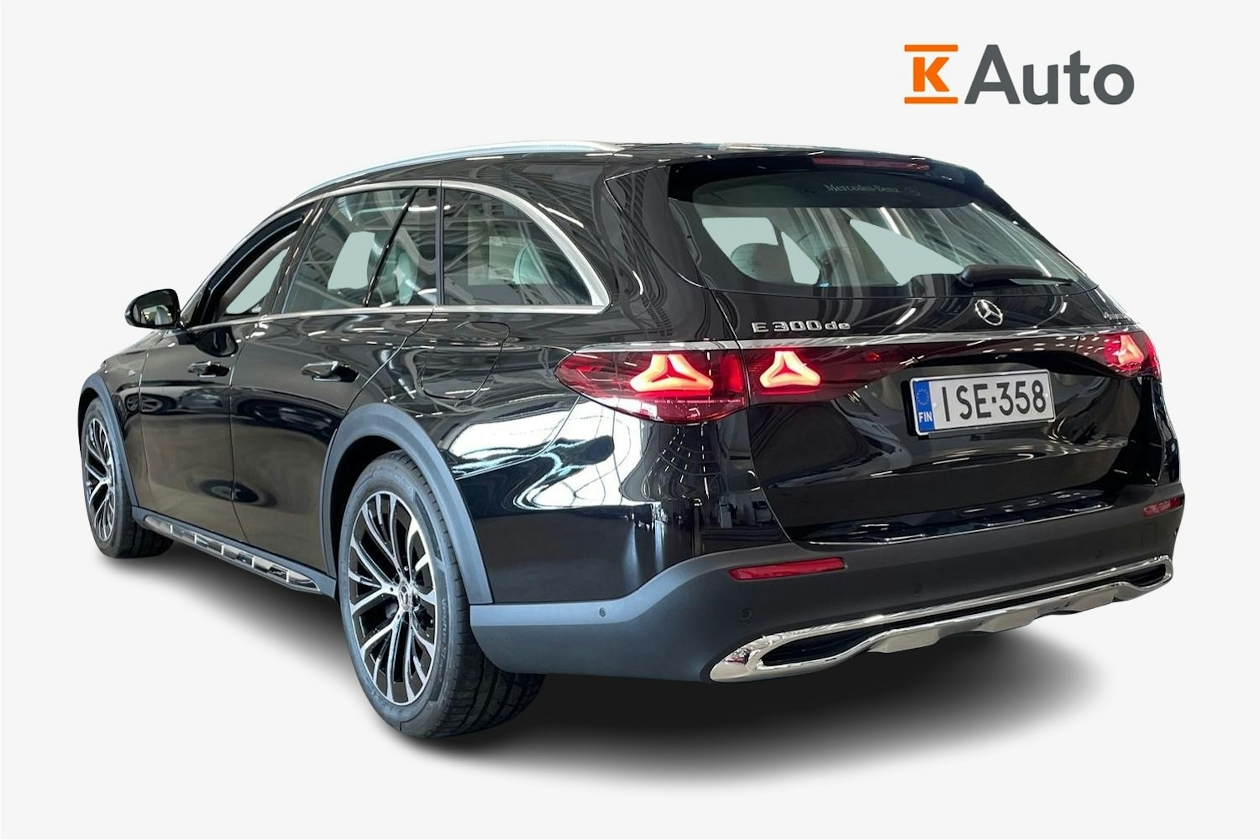 musta Mercedes-Benz E 2025 kuva 2.