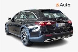 musta Mercedes-Benz E 2025 kuva 2.