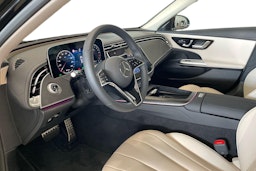 musta Mercedes-Benz E 2025 kuva 7.