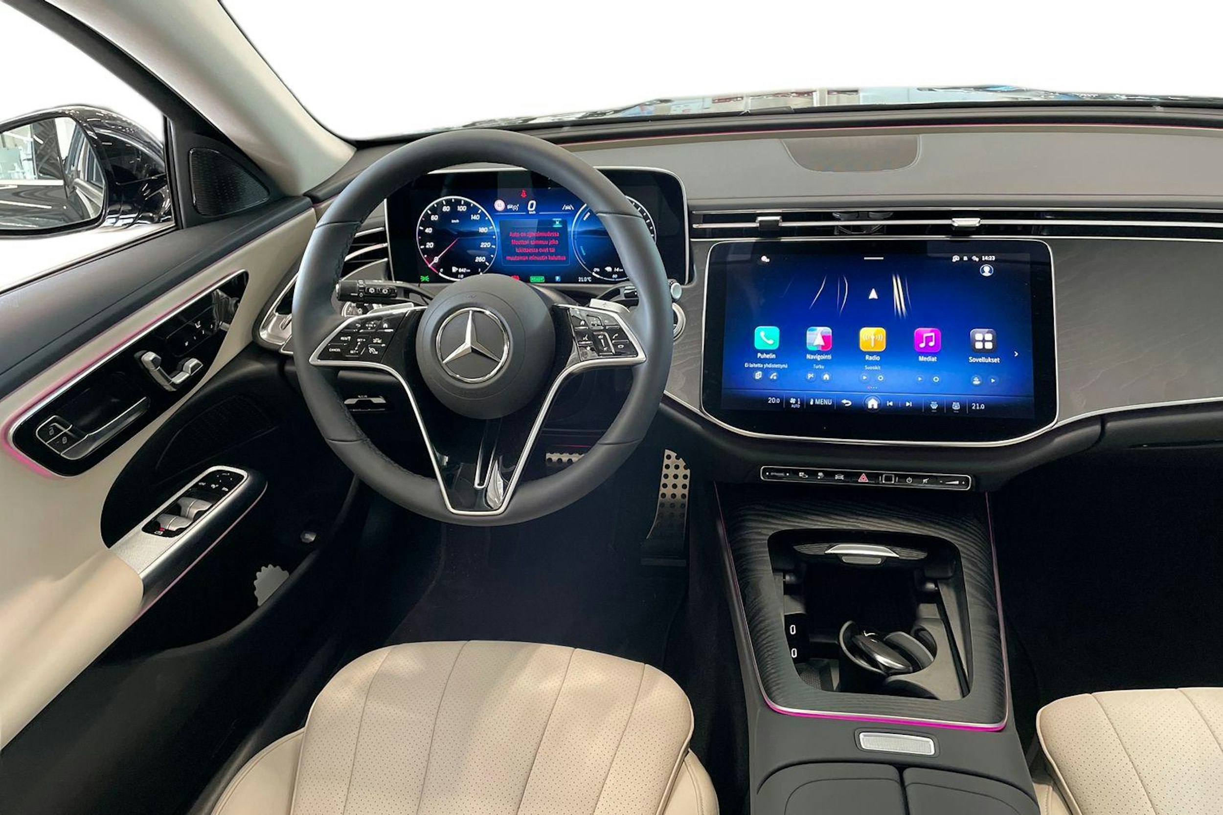 musta Mercedes-Benz E 2025 kuva 9.