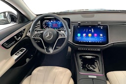 musta Mercedes-Benz E 2025 kuva 9.
