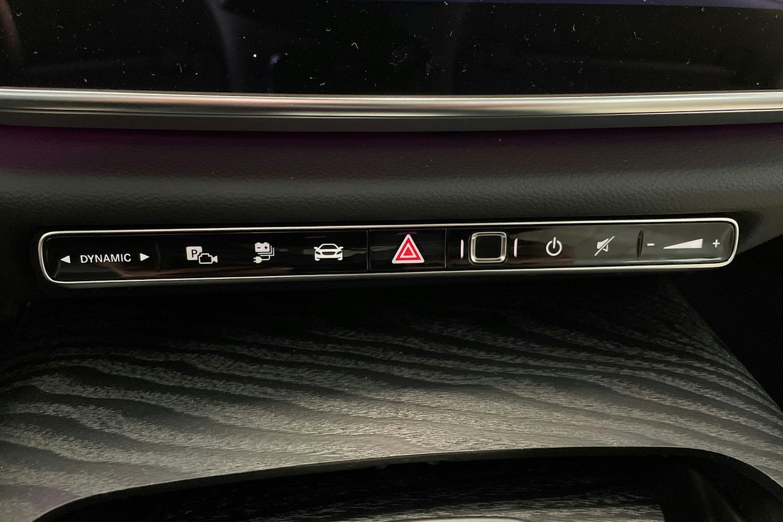 musta Mercedes-Benz E 2025 kuva 36.