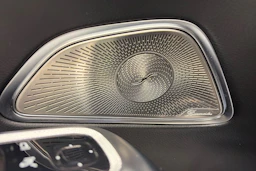 Sininen Mercedes-Benz E 2025 kuva 17.