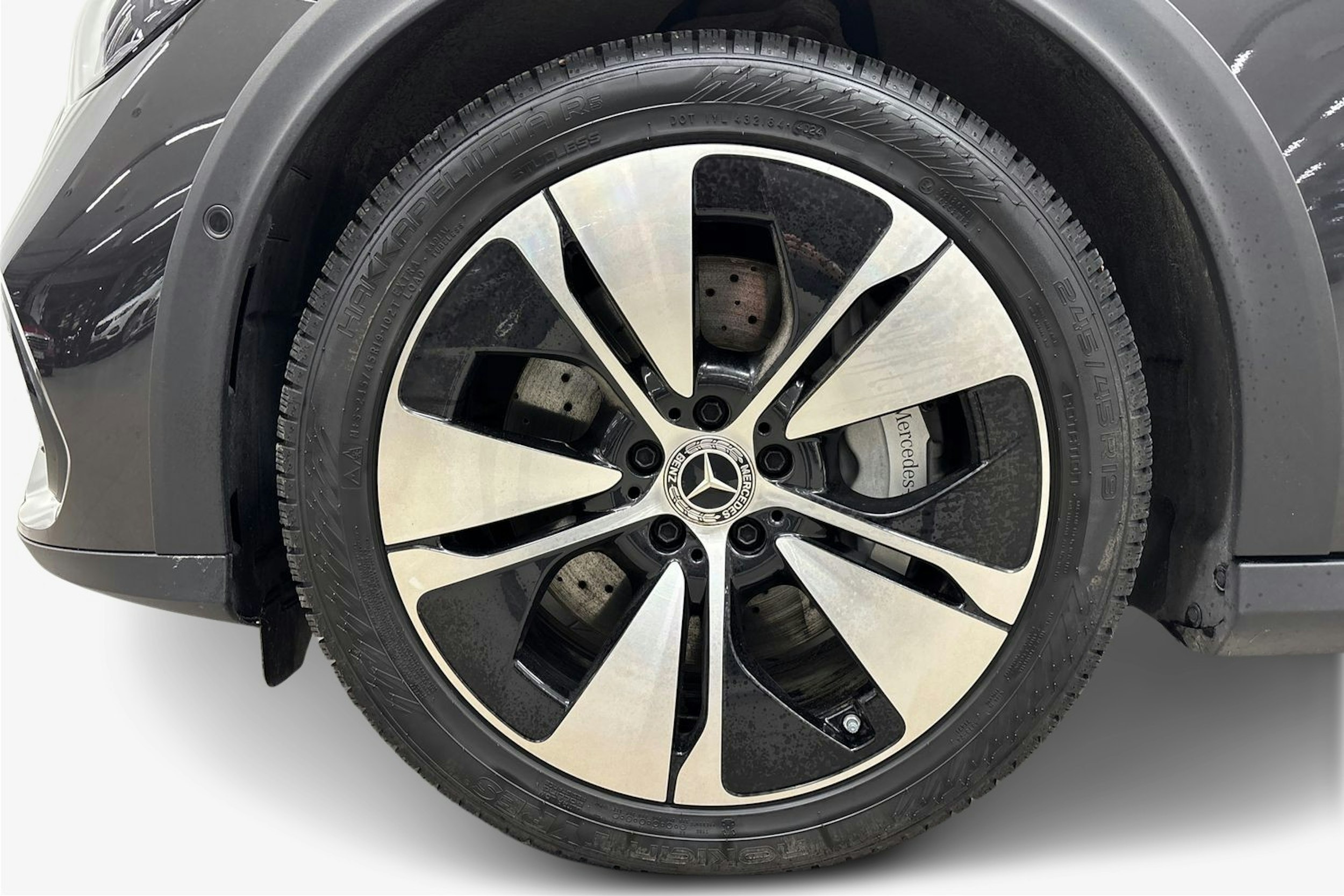 harmaa Mercedes-Benz E 2025 kuva 11.