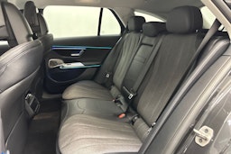 harmaa Mercedes-Benz E 2025 kuva 14.