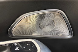 harmaa Mercedes-Benz E 2025 kuva 17.