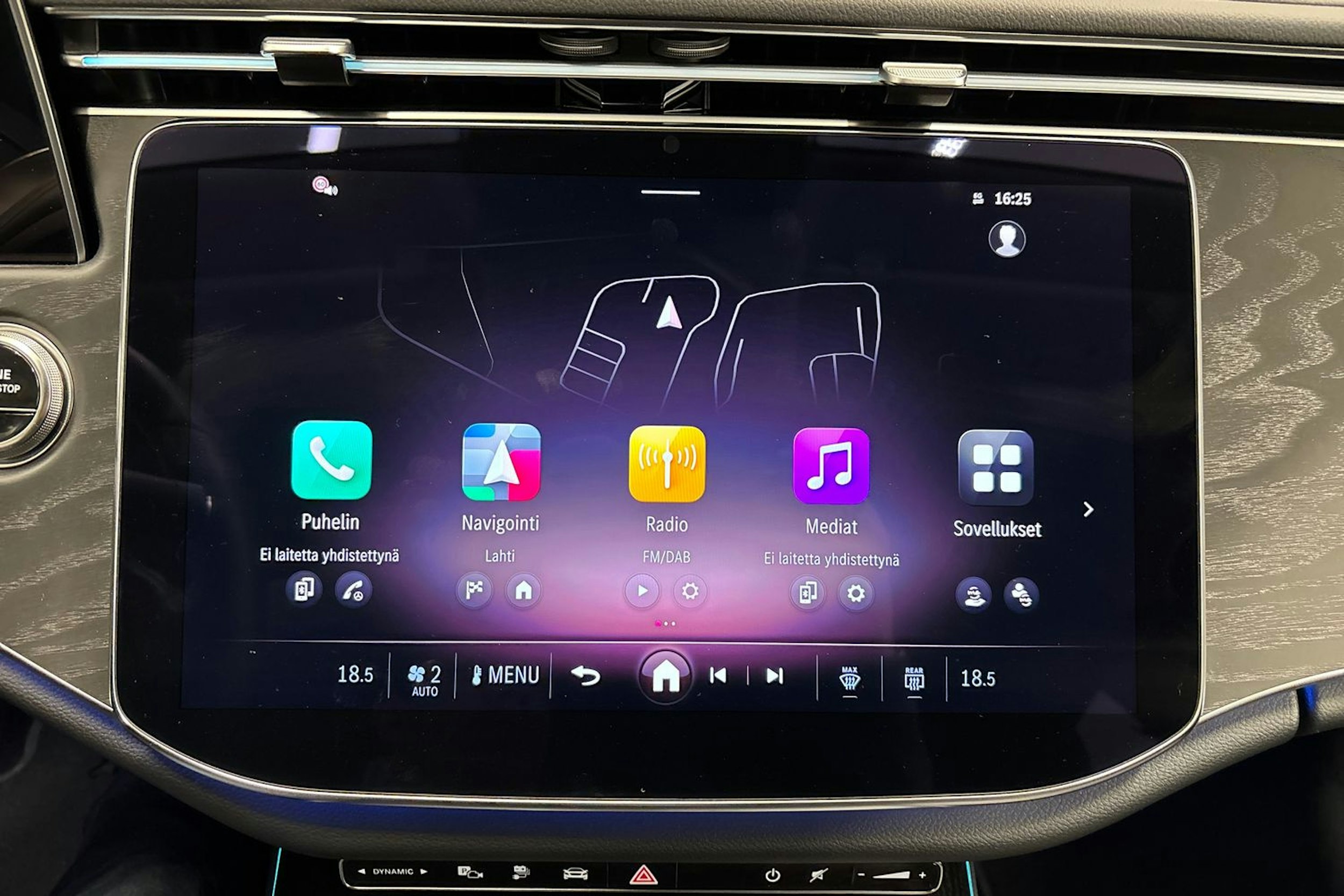 harmaa Mercedes-Benz E 2025 kuva 26.