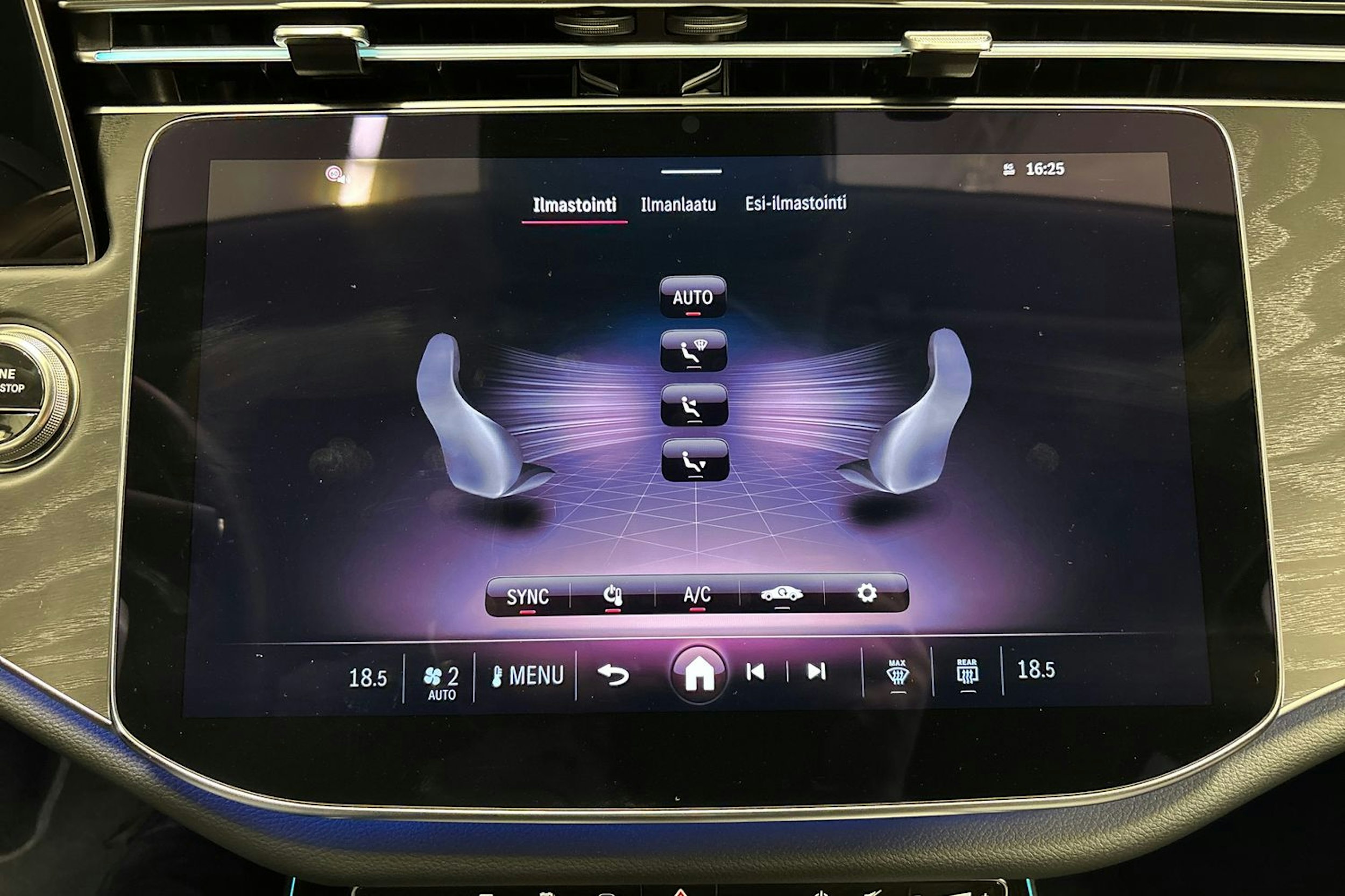 harmaa Mercedes-Benz E 2025 kuva 28.