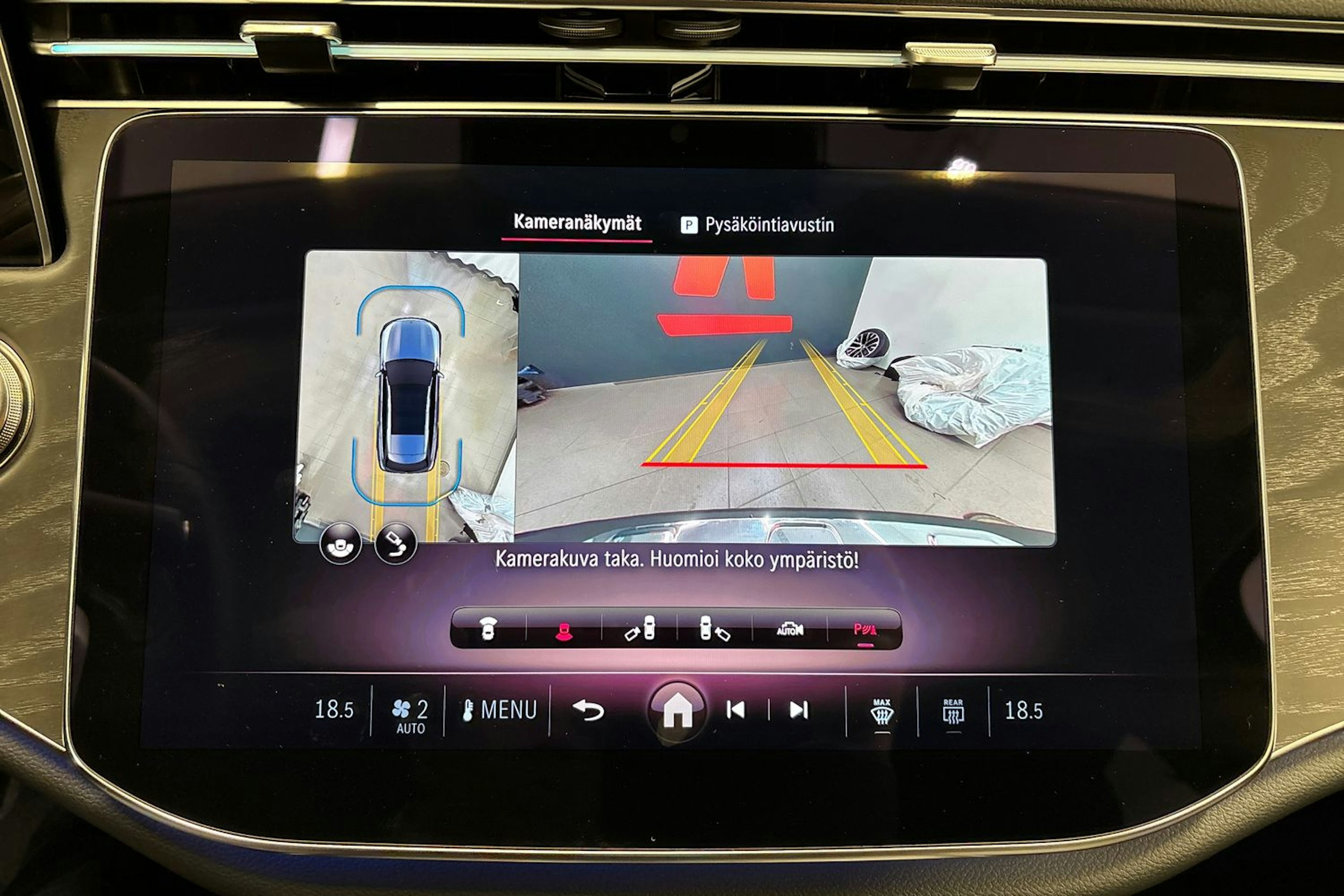 harmaa Mercedes-Benz E 2025 kuva 30.