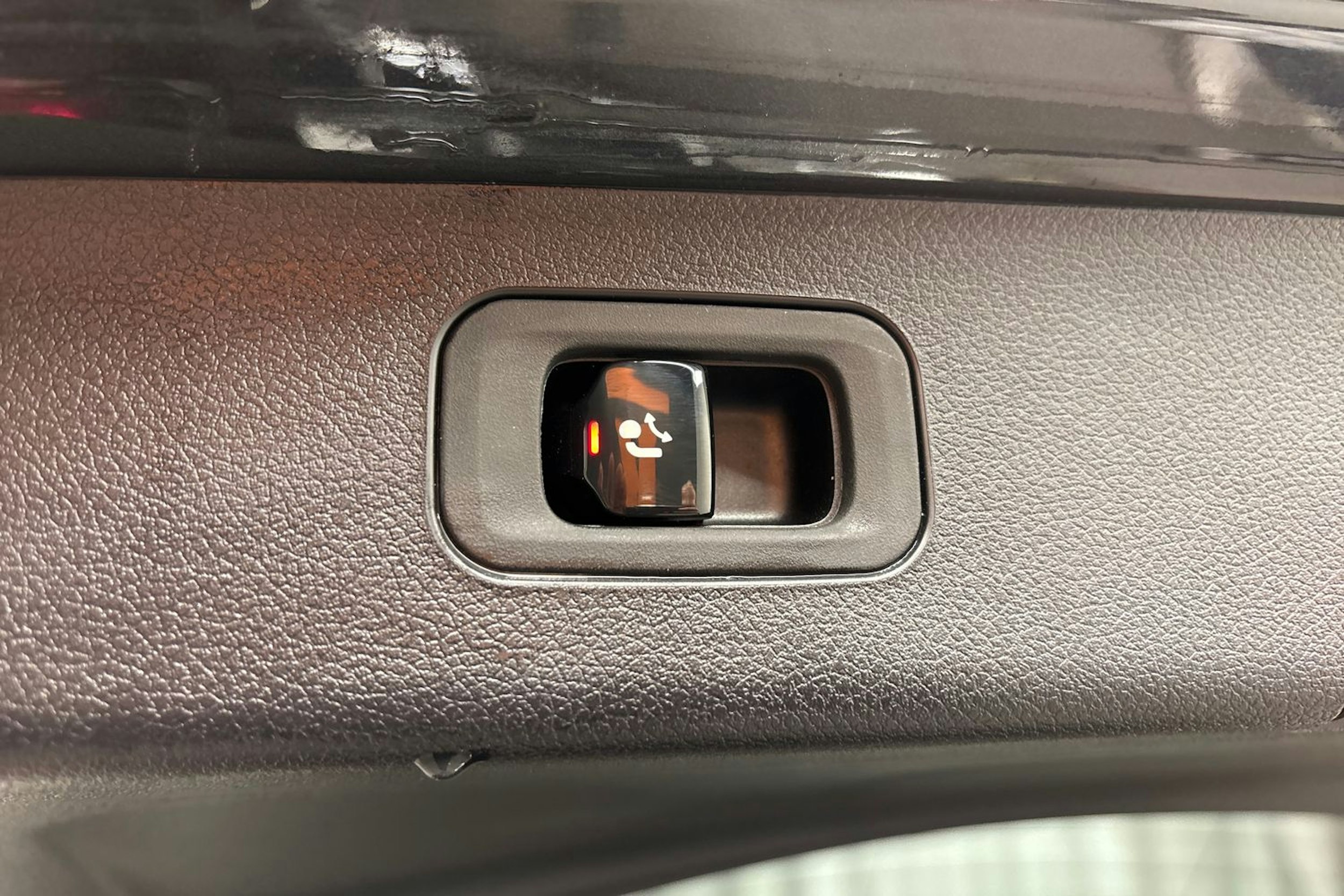 harmaa Mercedes-Benz E 2025 kuva 40.