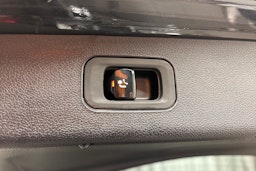 harmaa Mercedes-Benz E 2025 kuva 40.