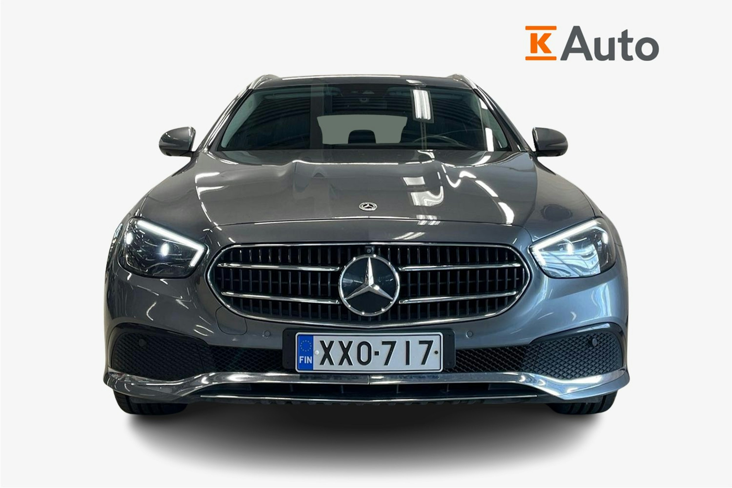 Harmaa Mercedes-Benz E 2021 kuva 5.