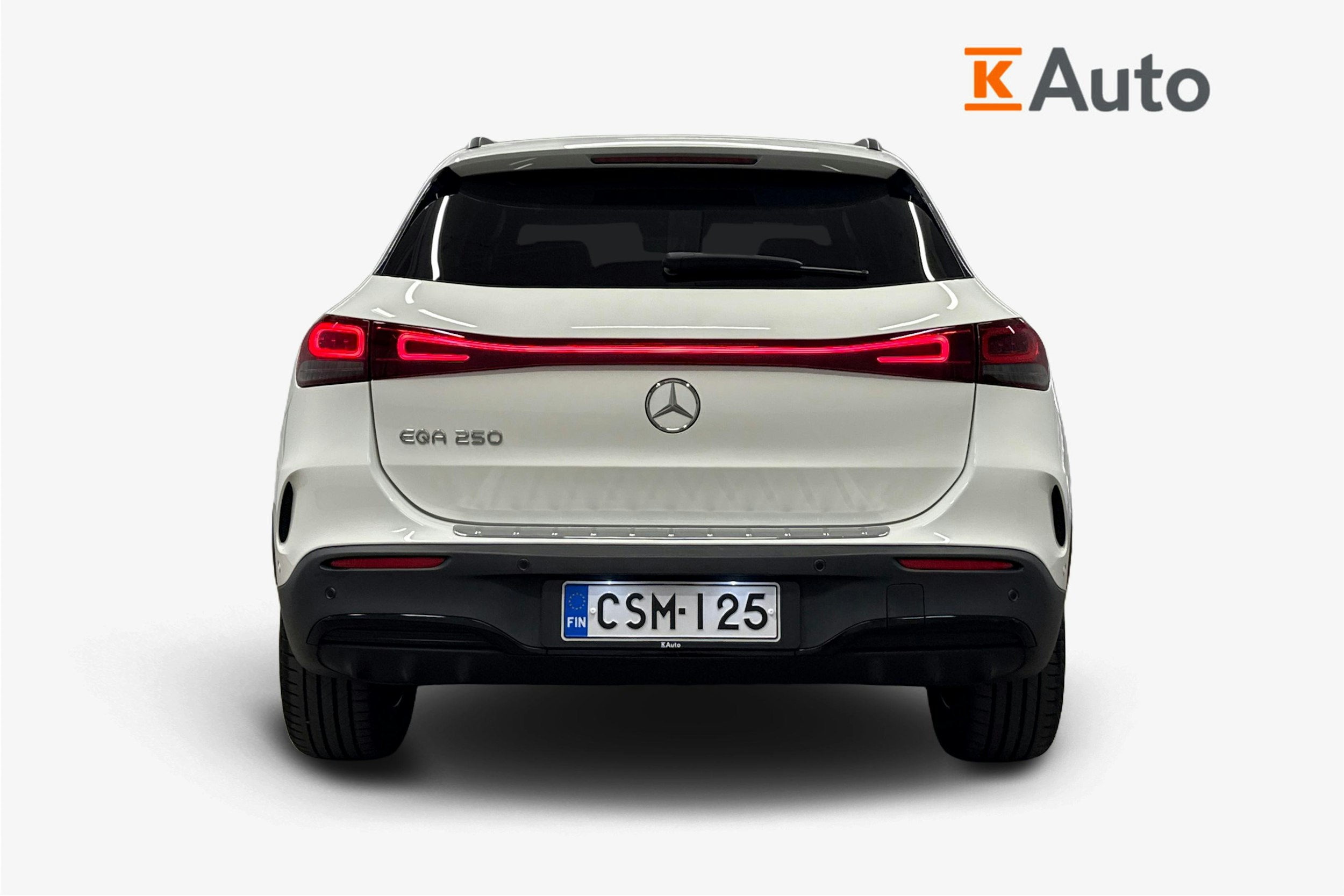 valkoinen Mercedes-Benz EQA 2022 kuva 3.