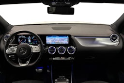 valkoinen Mercedes-Benz EQA 2022 kuva 8.