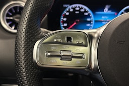 valkoinen Mercedes-Benz EQA 2022 kuva 10.
