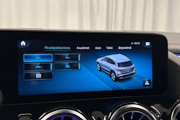 valkoinen Mercedes-Benz EQA 2022 kuva 16.