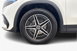 valkoinen Mercedes-Benz EQA 2022 kuva 27.