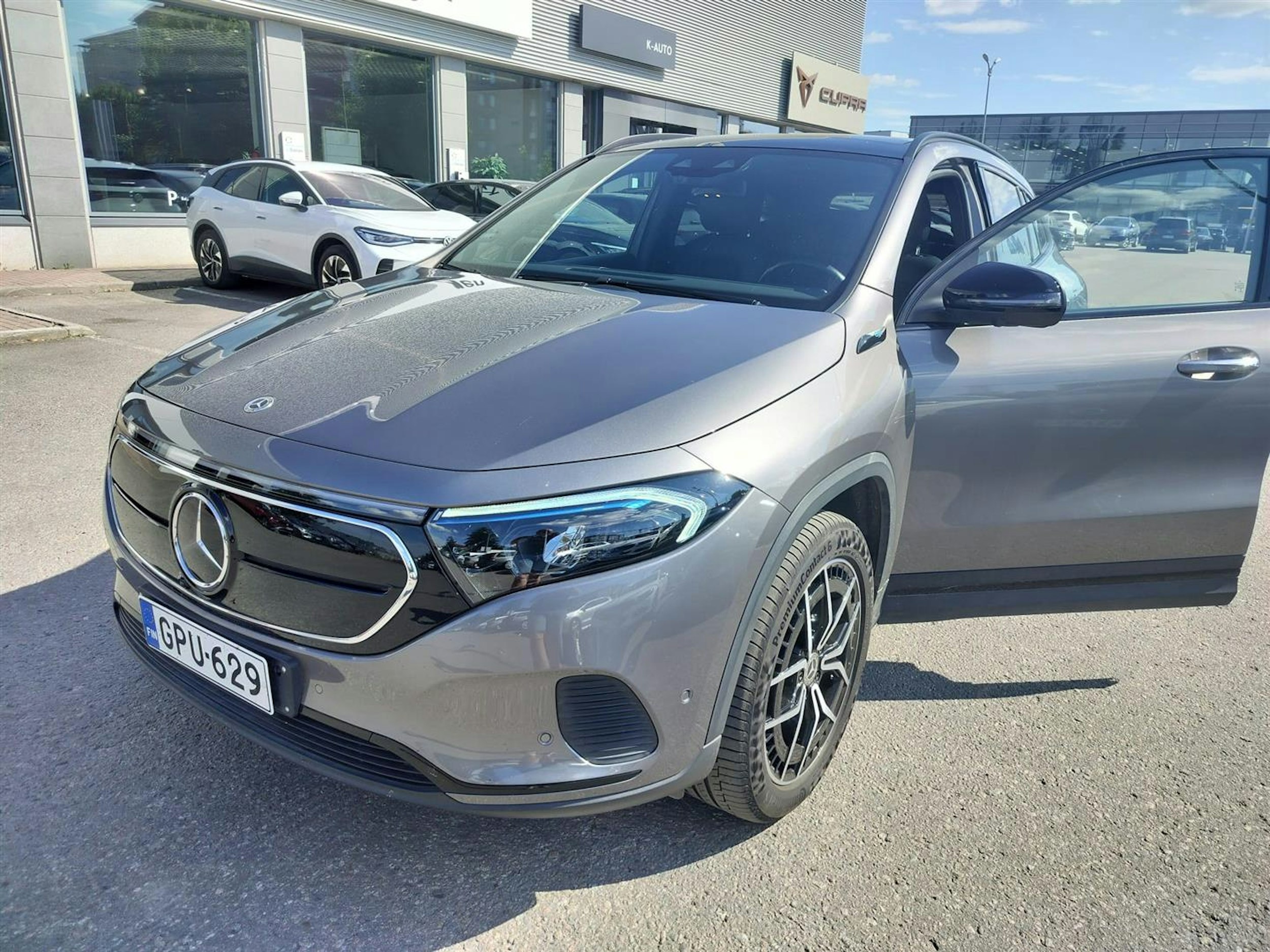 harmaa Mercedes-Benz EQA 2022 kuva 2.