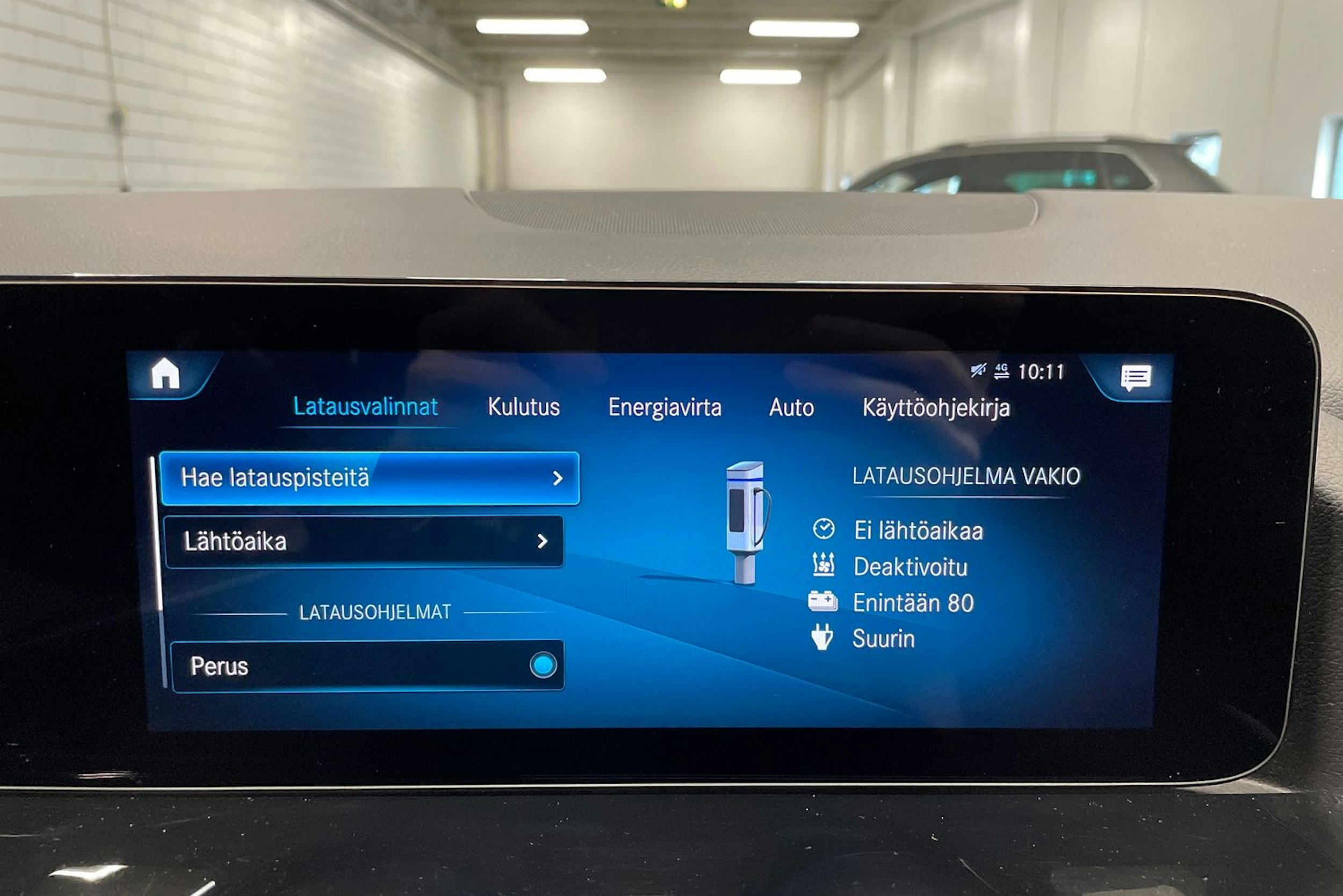 harmaa Mercedes-Benz EQA 2022 kuva 21.