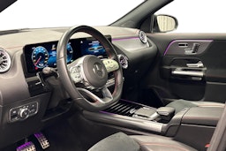 musta Mercedes-Benz EQA 2022 kuva 6.