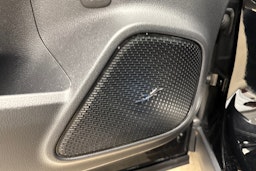 musta Mercedes-Benz EQA 2022 kuva 26.