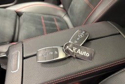 musta Mercedes-Benz EQA 2022 kuva 34.