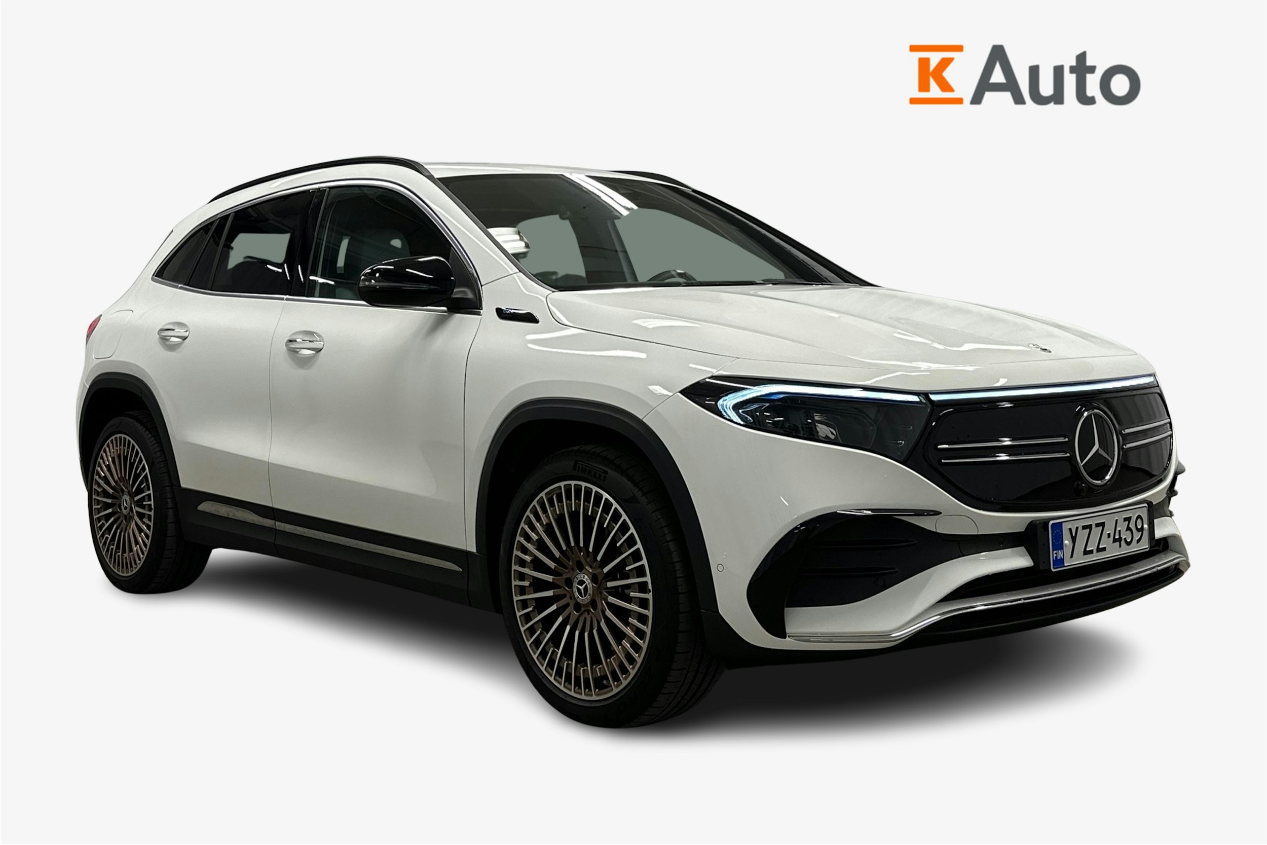 valkoinen Mercedes-Benz EQA 2022 kuva 1.